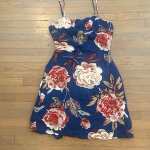Floral dress with back cut out